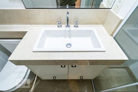 Apartamento para alugar com 75m², 2 quartos e 2 vagas Apartamento para alugar com 75m², 2 quartos e 2 vagasBanheiro