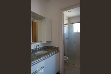 Banheiro de apartamento para alugar com 1 quarto, 45m² em Sumarezinho, São Paulo