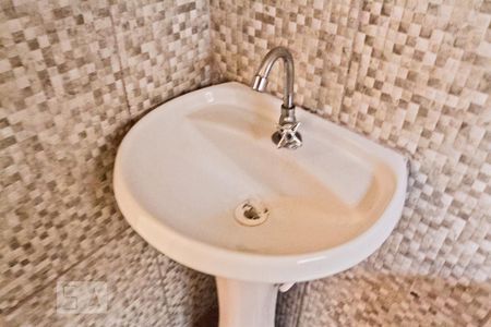 Banheiro de casa à venda com 1 quarto, 35m² em Jardim Carlu, São Paulo