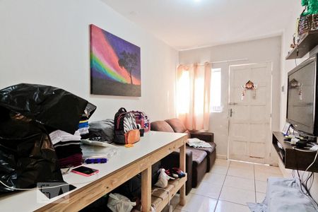 Sala de casa à venda com 3 quartos, 60m² em Jardim Carlu, São Paulo