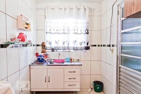 Casa à venda com 60m², 3 quartos e 1 vaga Casa à venda com 60m², 3 quartos e 1 vagaCozinha