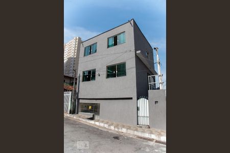 Casa à venda com 100m², 2 quartos e sem vagaFachada