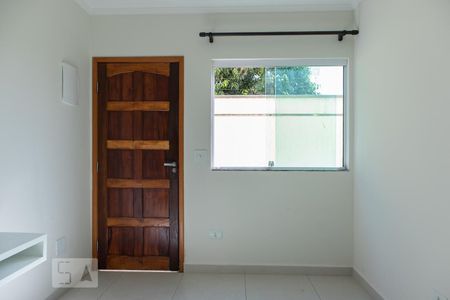 Sala de casa de condomínio para alugar com 2 quartos, 40m² em Vila Santa Terezinha (zona Norte), São Paulo
