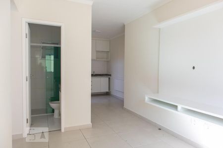 Sala de casa de condomínio para alugar com 2 quartos, 40m² em Vila Santa Terezinha (zona Norte), São Paulo