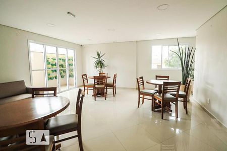 Apartamento para alugar com 51m², 2 quartos e 1 vaga Apartamento para alugar com 51m², 2 quartos e 1 vagaÁrea comum - Salão de festas