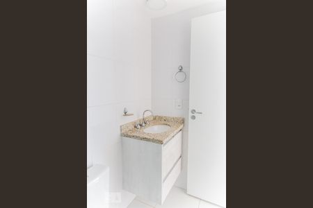 Apartamento para alugar com 51m², 2 quartos e 1 vaga Apartamento para alugar com 51m², 2 quartos e 1 vagaBanheiro