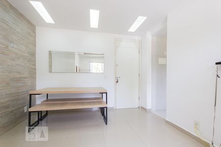 Sala de apartamento para alugar com 2 quartos, 52m² em Jacarepaguá, Rio de Janeiro