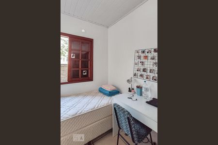 Casa à venda com 150m², 4 quartos e sem vaga Casa à venda com 150m², 4 quartos e sem vagaQuarto 3