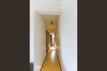 Corredor de apartamento à venda com 2 quartos, 59m² em Vila Indiana, São Paulo