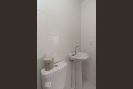 Apartamento para alugar com 41m², 2 quartos e sem vagaBanheiro