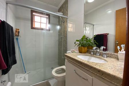 Casa à venda com 146m², 3 quartos e 4 vagasBanheiro