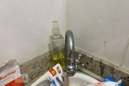 Casa à venda com 146m², 3 quartos e 4 vagasBanheiro - Torneira