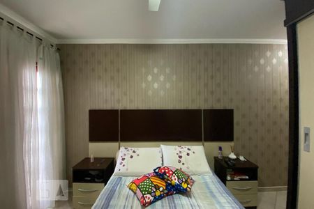 Casa à venda com 146m², 3 quartos e 4 vagasSuíte 1