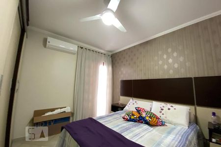 Casa à venda com 146m², 3 quartos e 4 vagasSuíte 1