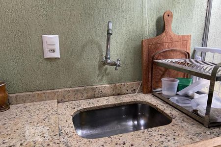 Casa à venda com 146m², 3 quartos e 4 vagasCozinha - Torneira