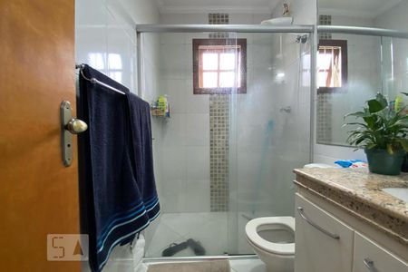 Casa à venda com 146m², 3 quartos e 4 vagasBanheiro da Suíte 1