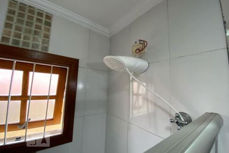 Casa à venda com 146m², 3 quartos e 4 vagasChuveiro