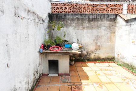 Casa à venda com 97m², 2 quartos e 2 vagas Casa à venda com 97m², 2 quartos e 2 vagasTerraço