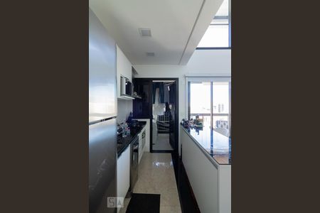 Apartamento à venda com 123m², 1 quarto e 3 vagas Apartamento à venda com 123m², 1 quarto e 3 vagasCozinha