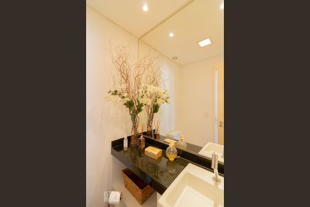 Lavabo de apartamento à venda com 1 quarto, 123m² em Vila Olímpia, São Paulo