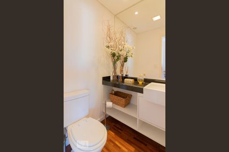 Lavabo de apartamento à venda com 1 quarto, 123m² em Vila Olímpia, São Paulo