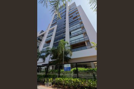 Apartamento à venda com 123m², 1 quarto e 3 vagas Apartamento à venda com 123m², 1 quarto e 3 vagasFachada