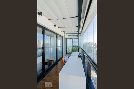 Apartamento à venda com 123m², 1 quarto e 3 vagas Apartamento à venda com 123m², 1 quarto e 3 vagasSuíte