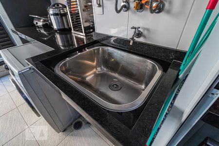 Apartamento à venda com 63m², 2 quartos e 1 vagaDetalhe da Área de Serviço