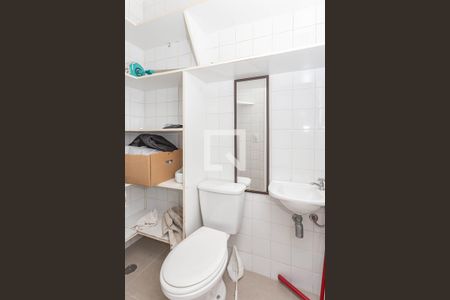 Casa à venda com 176m², 2 quartos e 2 vagasBanheiro de serviço