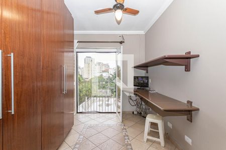 Casa à venda com 176m², 2 quartos e 2 vagasSuíte 