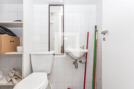 Casa à venda com 176m², 2 quartos e 2 vagasBanheiro de serviço