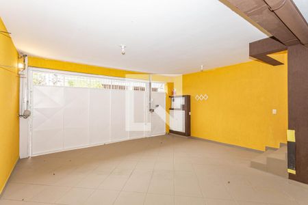 Casa à venda com 176m², 2 quartos e 2 vagasQuintal