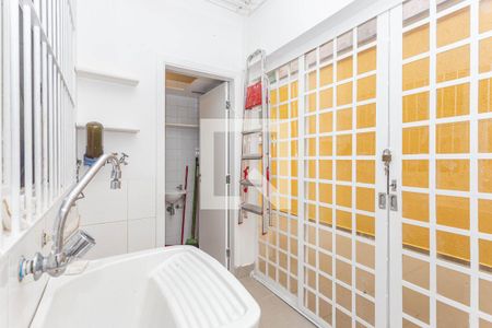 Casa à venda com 176m², 2 quartos e 2 vagasÁrea de Serviço