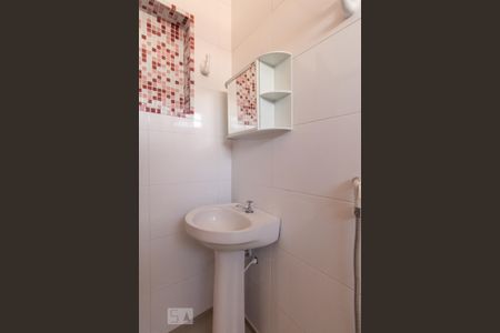 Casa para alugar com 300m², 4 quartos e 4 vagasBanheiro