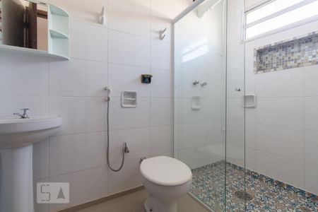 Casa para alugar com 300m², 4 quartos e 4 vagasBanheiro
