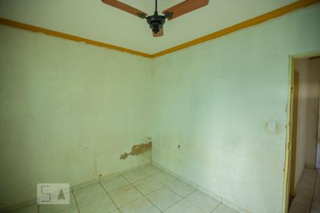 Suíte 1 de casa para alugar com 2 quartos, 120m² em Parque Residencial Cândido Portinari, Ribeirão Preto