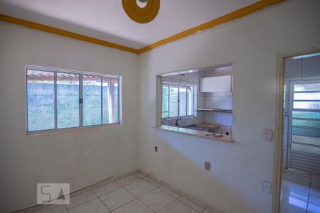 Sala Jantar de casa para alugar com 2 quartos, 120m² em Parque Residencial Cândido Portinari, Ribeirão Preto