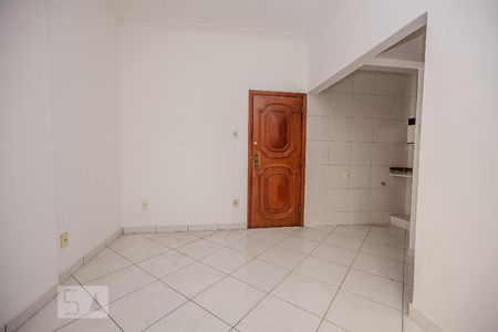 Sala de apartamento à venda com 1 quarto, 40m² em Icaraí, Niterói