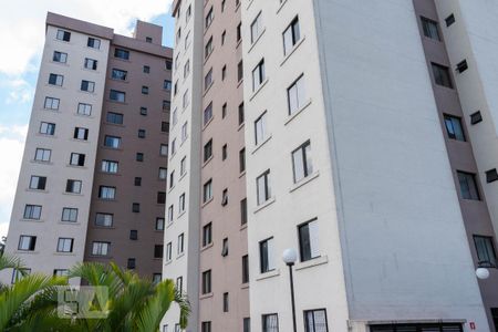 Apartamento para alugar com 60m², 2 quartos e 1 vagaFachada
