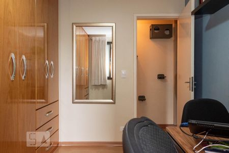 Quarto 1 de apartamento para alugar com 2 quartos, 60m² em Vila Santa Catarina, São Paulo