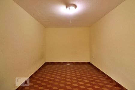 Casa à venda com 167m², 3 quartos e 3 vagasQuarto - Casa Fundos