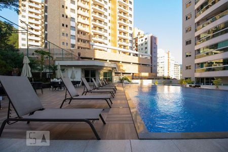 Apartamento para alugar com 128m², 4 quartos e 2 vagasÁrea comum - Piscina