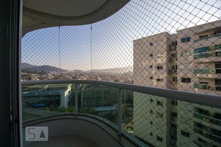 Apartamento para alugar com 128m², 4 quartos e 2 vagasQuarto 04 suíte
