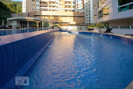 Apartamento para alugar com 128m², 4 quartos e 2 vagasÁrea comum - Piscina