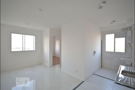 Sala de apartamento para alugar com 1 quarto, 25m² em Jardim Santa Emilia, São Paulo