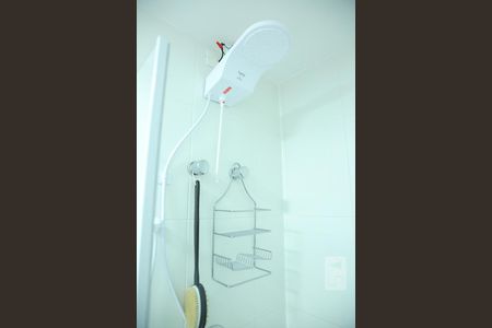 Chuveiro Banheiro Kitnet de apartamento à venda com 1 quarto, 25m² em Liberdade, São Paulo