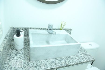 Pia Banheiro Kitnet de apartamento à venda com 1 quarto, 25m² em Liberdade, São Paulo