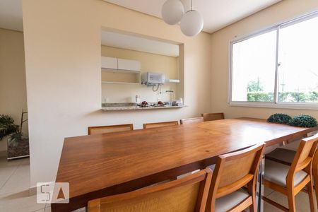 Apartamento à venda com 67m², 3 quartos e 1 vaga Apartamento à venda com 67m², 3 quartos e 1 vagaÁrea comum - Salão de festas