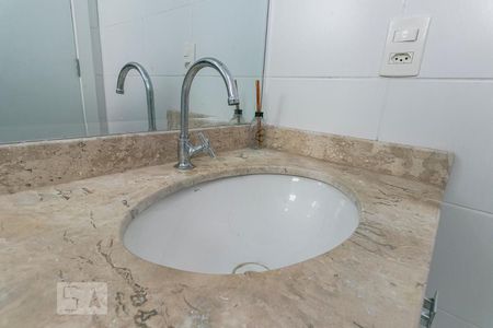 Apartamento à venda com 67m², 3 quartos e 1 vagaBanheiro da Suíte - Pia