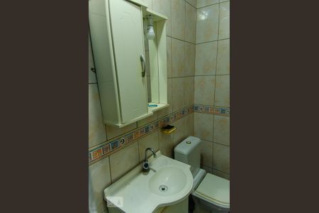 Casa à venda com 150m², 3 quartos e 2 vagas Casa à venda com 150m², 3 quartos e 2 vagasBanheiro da Suíte